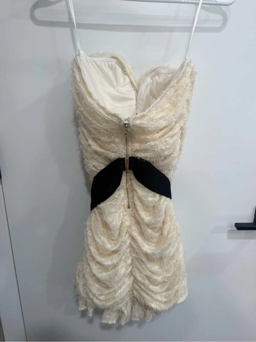 Amable by Mable Ivory Strapless Sweetheart Ruched Dress Black Sash Size M